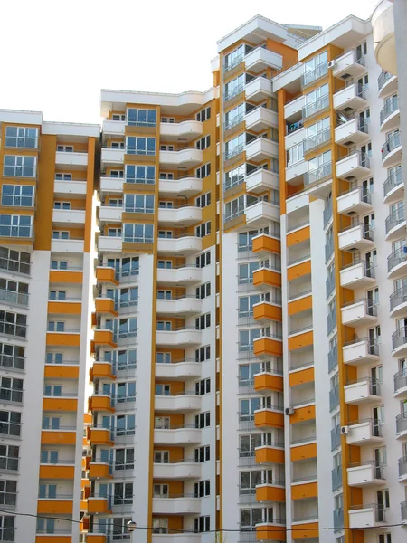현대 고층 아파트 — 스톡 사진