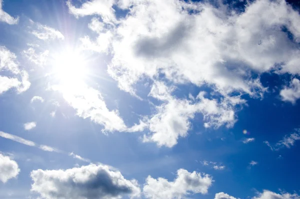 Blue sky and sun conceptual image. — Stock Photo, Image