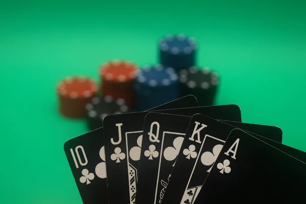 Poker ruce - sedma a kluby — Stock fotografie