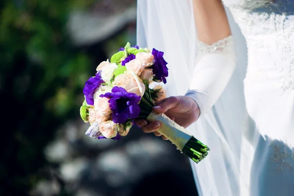 Brudbukett bröllop dag — Stockfoto