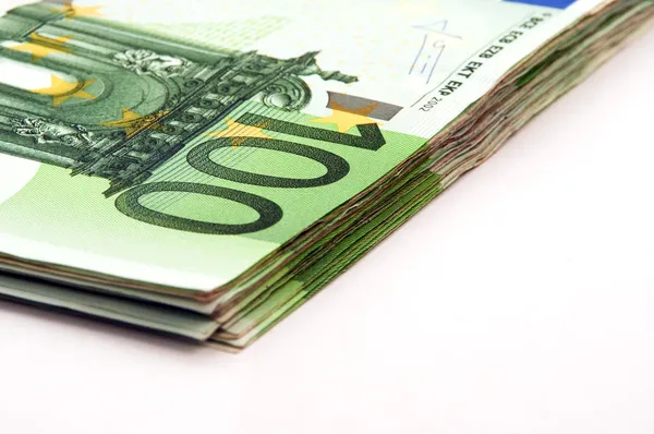 100 euro bankbiljetten stapel — Stockfoto
