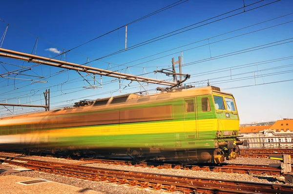 Spěšný vlak — Stock fotografie