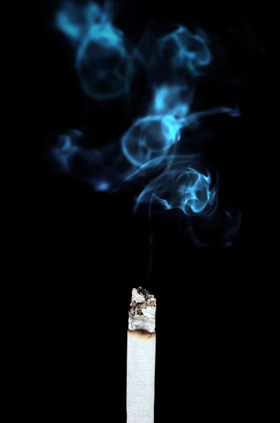 Kouř z cigarety — Stock fotografie