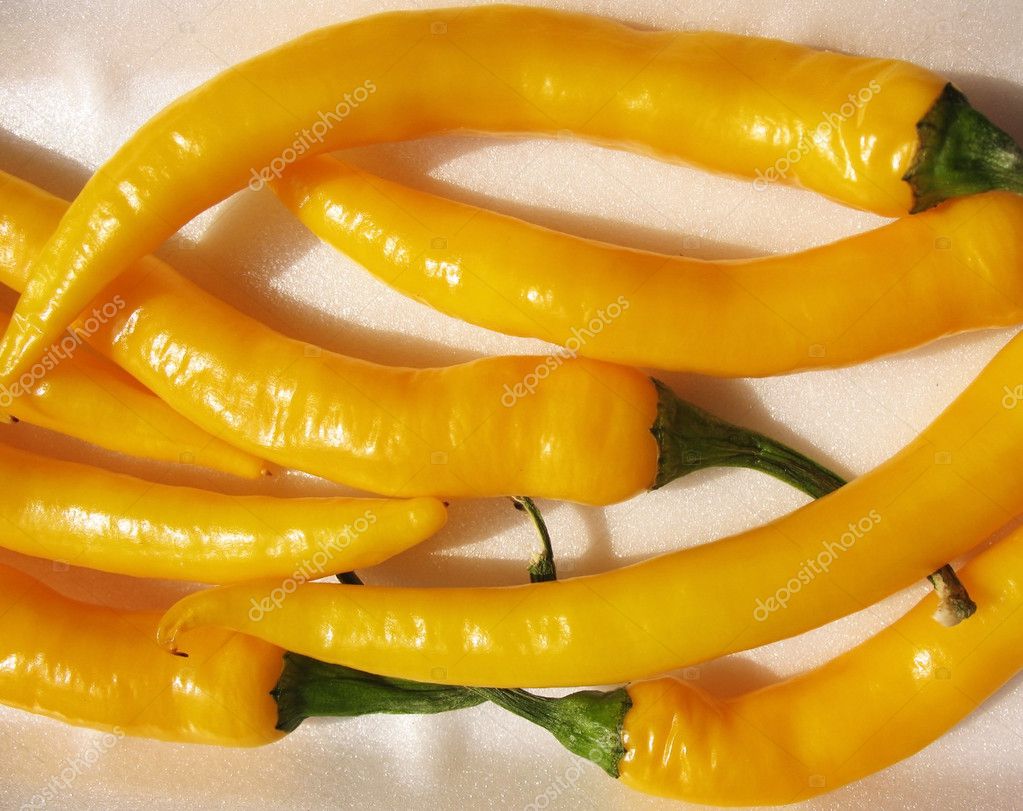 Yellow chilli — Stock Photo © ZanozaRu #3095727