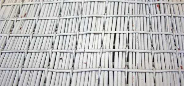 Detalhe de cestas tecidas, pintadas em branco — Fotografia de Stock