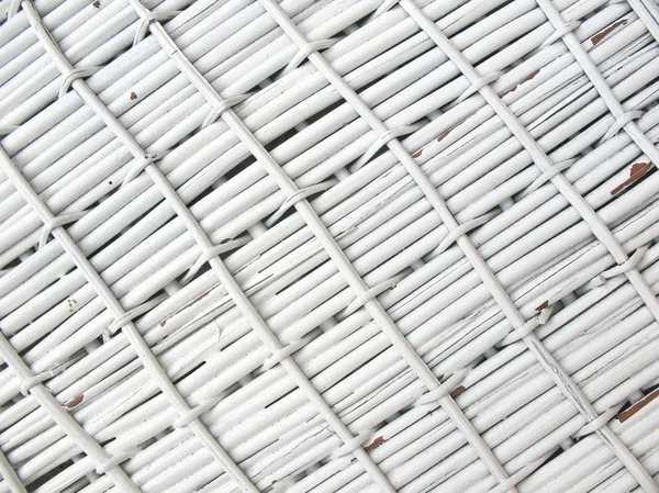 Detalj av vävda korgar, målade i vitt — Stockfoto