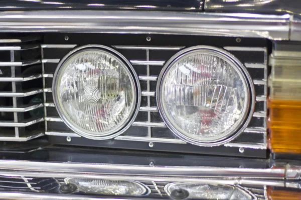 Reflektor retro samochodów — Zdjęcie stockowe