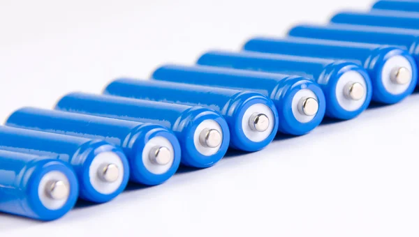 Reihe blauer Batterien — Stockfoto