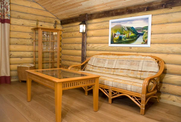 Rattan-Möbel im Holzzimmer Interieur — Stockfoto