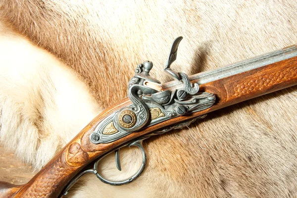 Ретро-деревянная винтовка — стоковое фото