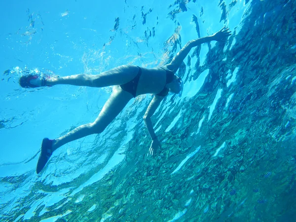 Woman in sea — Stock Photo, Image