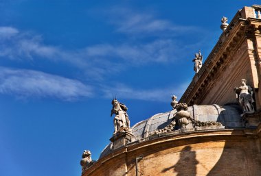 Kilise çatısının detay