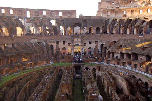 Koloseum Řím, Itálie interiér — Stock fotografie