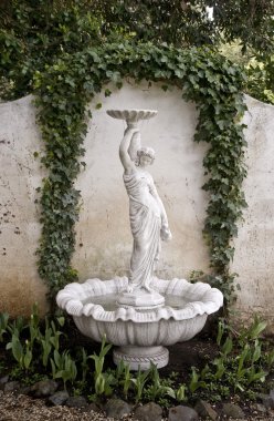Garden fountain statue