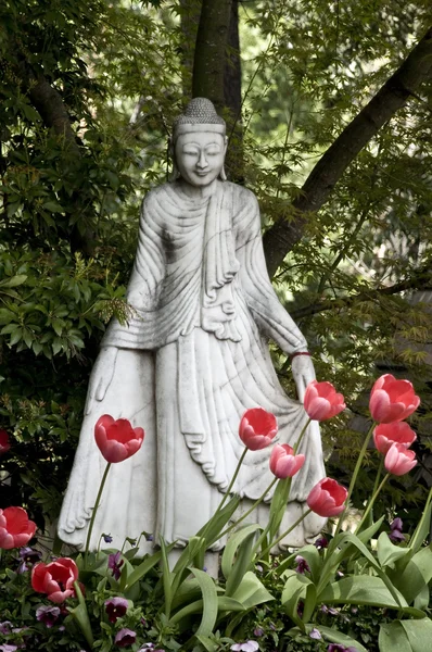 Estátua do jardim — Fotografia de Stock