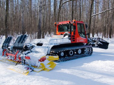 piste-makine