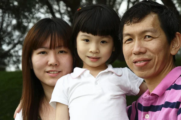 Азіатський сім'ї — стокове фото