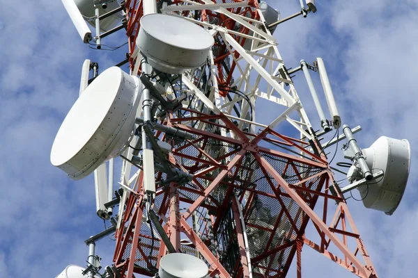 Wieża telekomunikacyjna Obrazy Stockowe bez tantiem