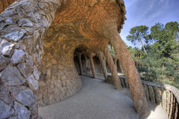 Colonnaded pathway in ParK Guell, Barcelona — Stock Photo, Image