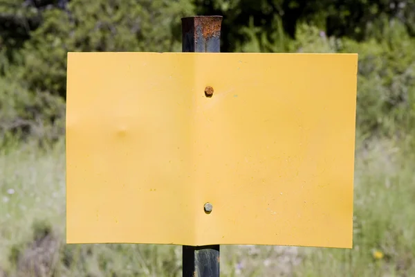 Signo amarillo vacío — Foto de Stock