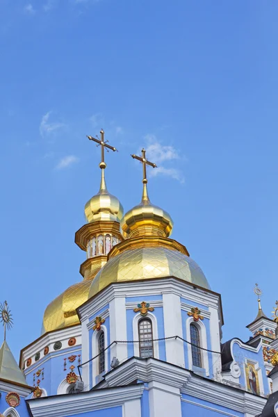 Rysk-ortodoxa kyrkan kupoler — Stockfoto
