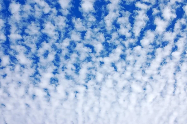 Nuvens no céu — Fotografia de Stock
