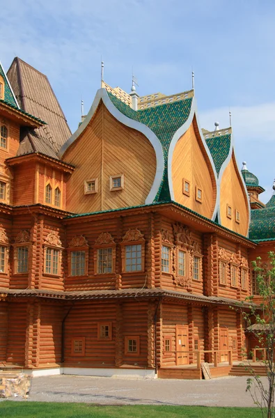 Houten paleis in kolomenskoye — Stockfoto