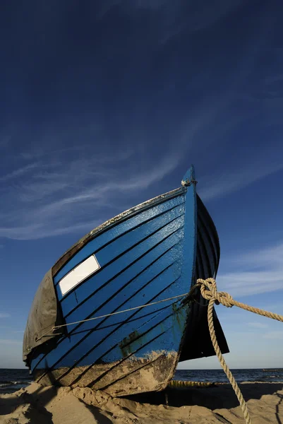 Blauwe vissersboot — Stockfoto