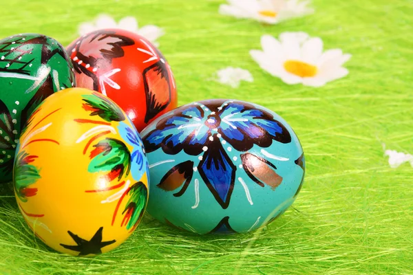 Easter Eggs on green Grass — Stock Photo, Image