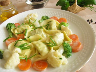 tortelloni ve sebze