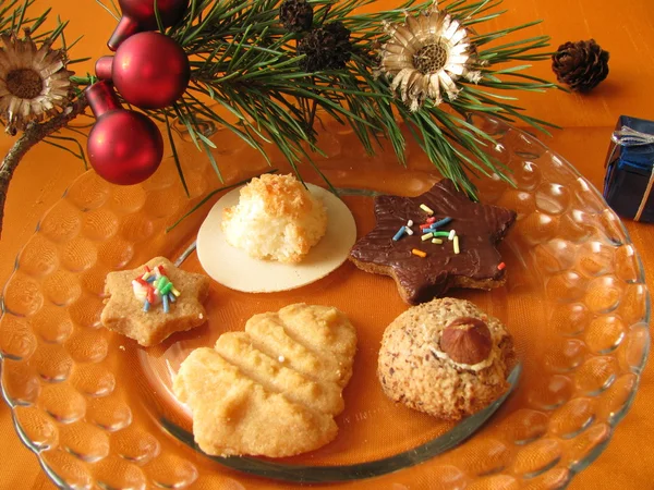 Biscoitos de Natal - Weihnachtspl=tzchen — Fotografia de Stock