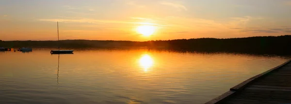 Evening lake - panoramic view — Stock Photo, Image