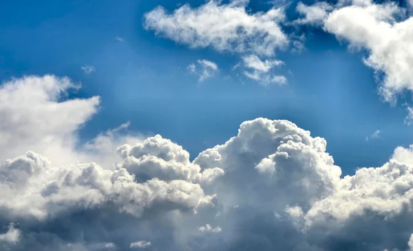 多云的天空全景 — 图库照片