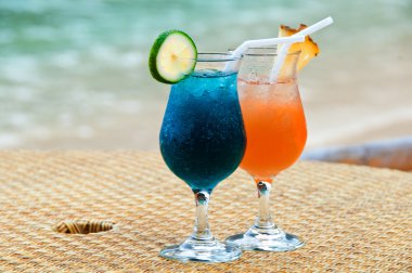 Two glasses of coctails clipart