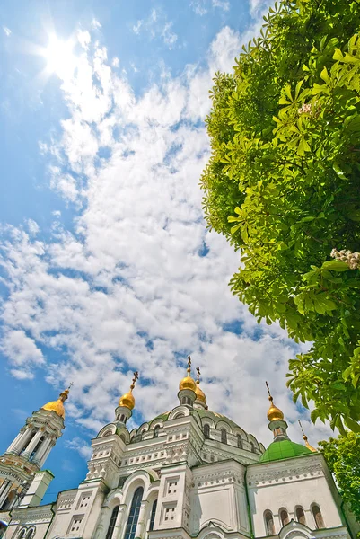 Orthodoxe klooster koepels — Stockfoto