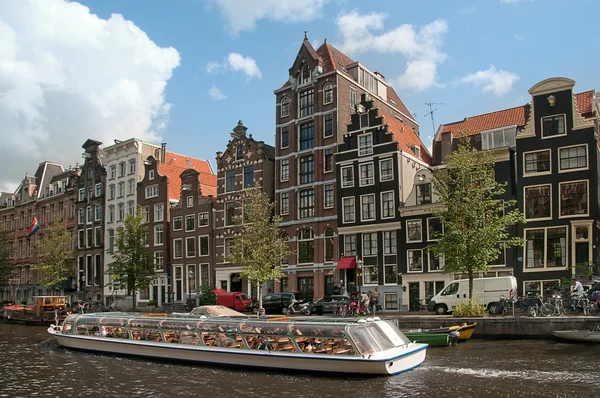 Амстердамские каналы — стоковое фото