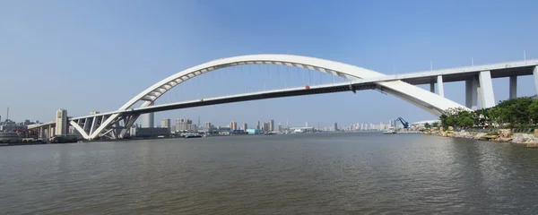 Shanghai lupu brug — Stockfoto