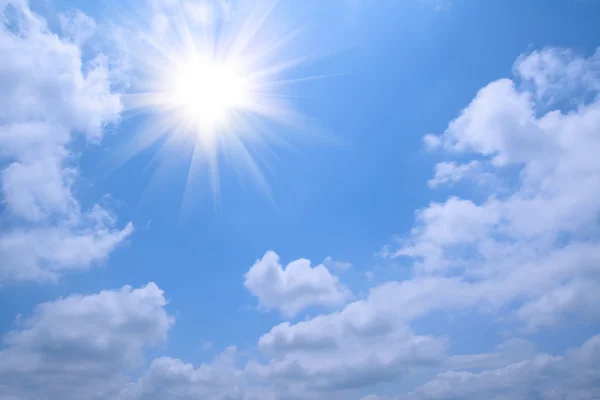 Beautiful sunny sky — Stock Photo, Image