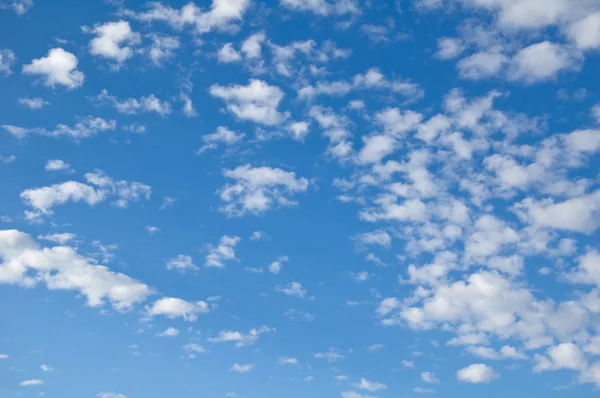 Himlen med moln. — Stockfoto