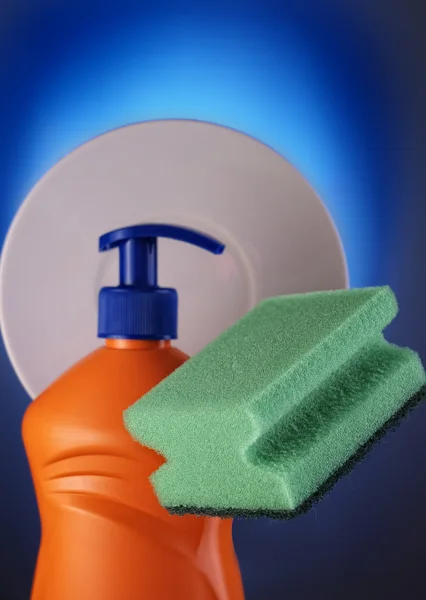 Detergente e esponja — Fotografia de Stock