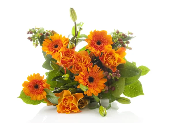 Μπουκέτο λουλούδια πορτοκαλί — Φωτογραφία Αρχείου