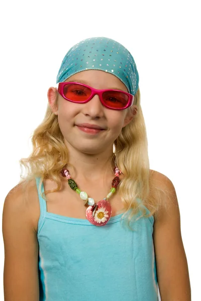 Літня дівчина з рожевими сонцезахисними окулярами — стокове фото