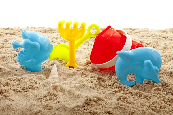 Красочные пластиковые игрушки на бахе — стоковое фото