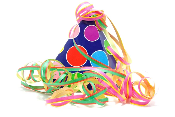 Chapéu de festa colorido com serpentinas — Fotografia de Stock