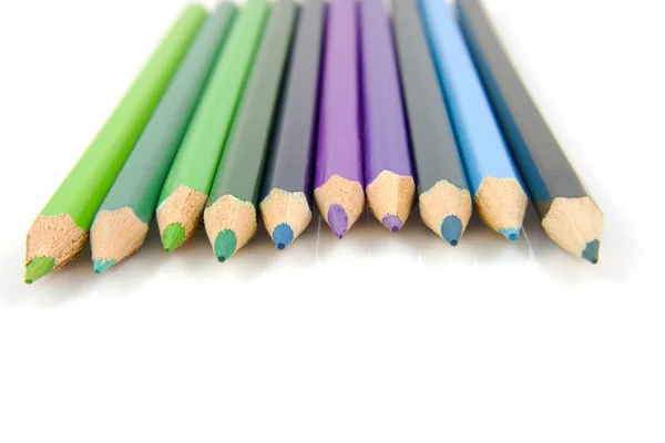 Blå och gröna färgpennor — Stockfoto
