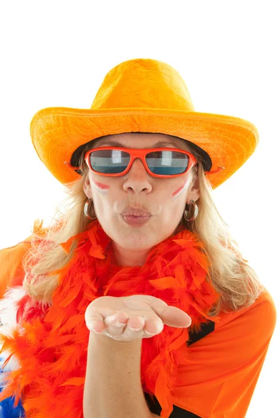 Female Dutch soccer supporter gives a hand kiss — Stock Photo, Image