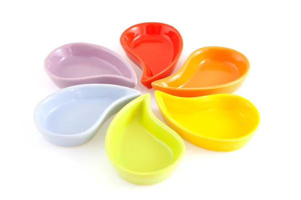 Kolorowe miski puste w zabawny kształt — Zdjęcie stockowe