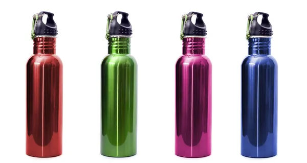 Wiederverwendbare Wasserflaschen aus Edelstahl — Stockfoto