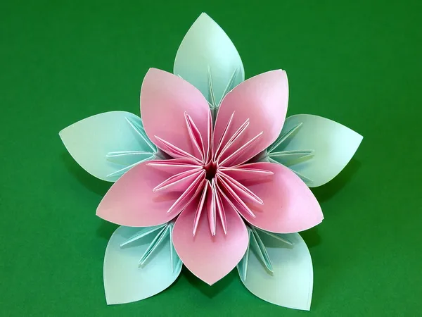 Origami blomma — Stockfoto