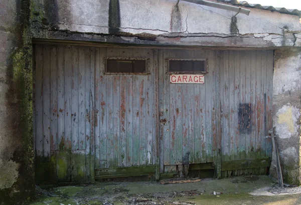 Oude garage — Stockfoto